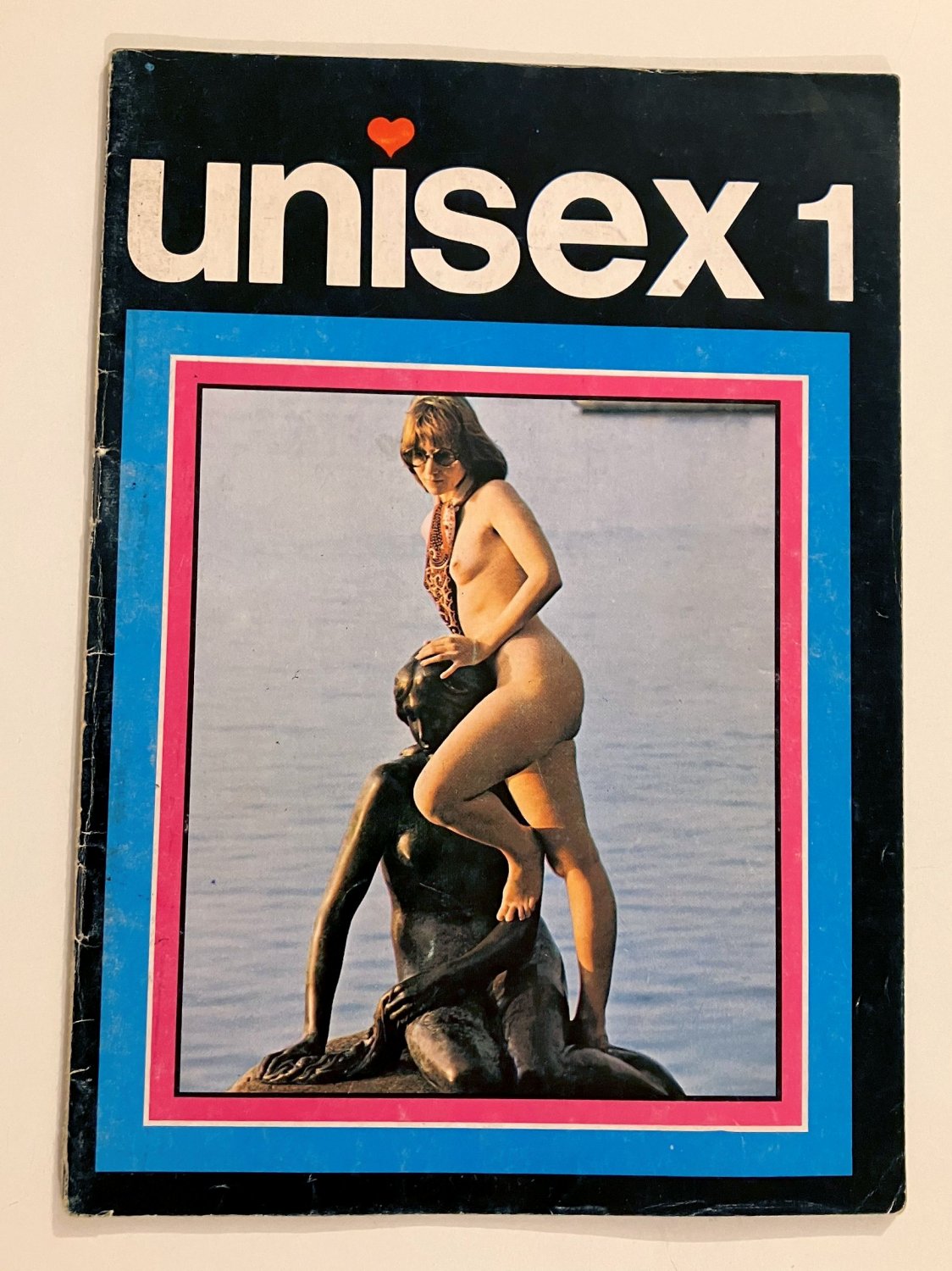 Erotic Magazine - Unisex 1