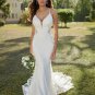 Spaghetti Straps Sexy V-Neck Backless Appliques Sleeveless Button Long Sweep Train Bride Gown
