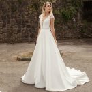 Elegant Cap Sleeve Wedding Dress A Line Satin With Lace Appliques Bride Backless Modern Bridal Gown
