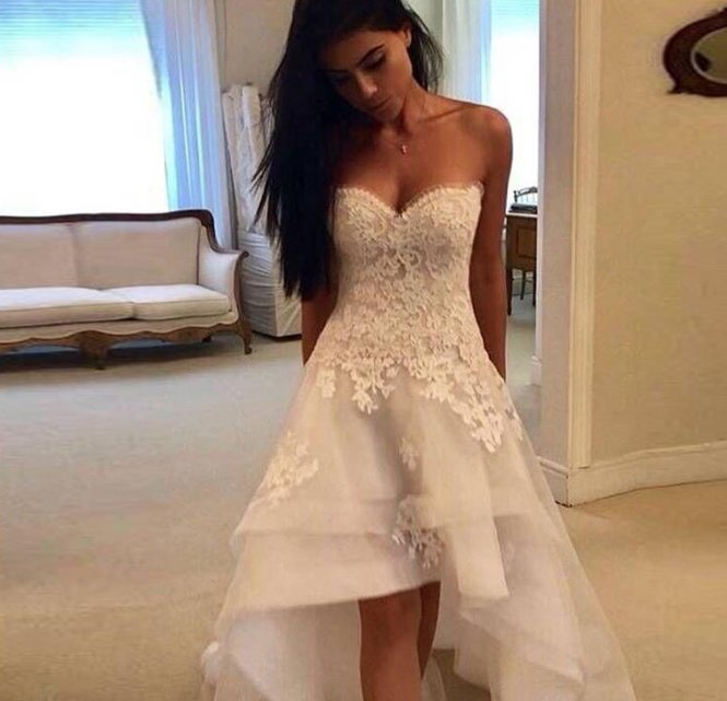 High Low Wedding Dress Sweetheart Appliqued Lace Tulle Backless Boho Bride Gown