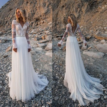 Boho Wedding Dresses V Neck Long Sleeves Lace Tulle Appliques Bridal Gown