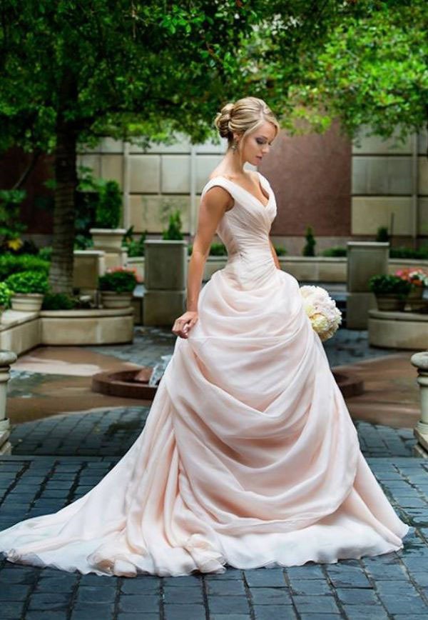 Elegant A-Line Blush Pink Wedding Dresses V Neck Tulle Vintage Bridal Gowns