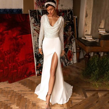 Long Sleeve Scoop Elegant Shinning Princess Bridal Gowns Satin High Slit Brides Dress