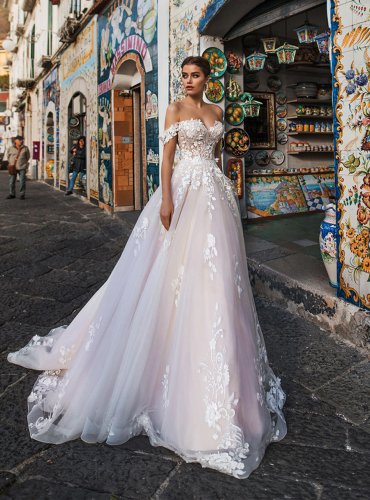 Illusion Wedding Dresses Tulle with Lace Appliques Sexy Off the Shoulder A-line Summer Wedding Dress