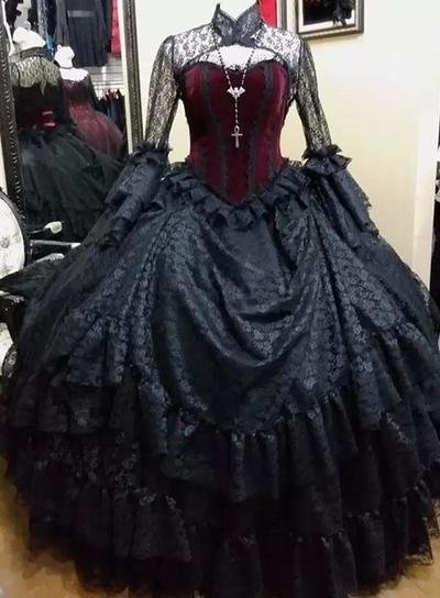 Vintage Black Gothic Wedding Dresses Bridal Ball Gown Long Sleeves High Neck Velvet Lace Tiered
