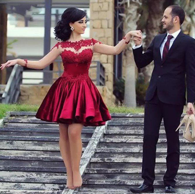 Beautiful A Line See Through Applique Lace Red Short Prom Dresses Long Sleeve short evening gowns