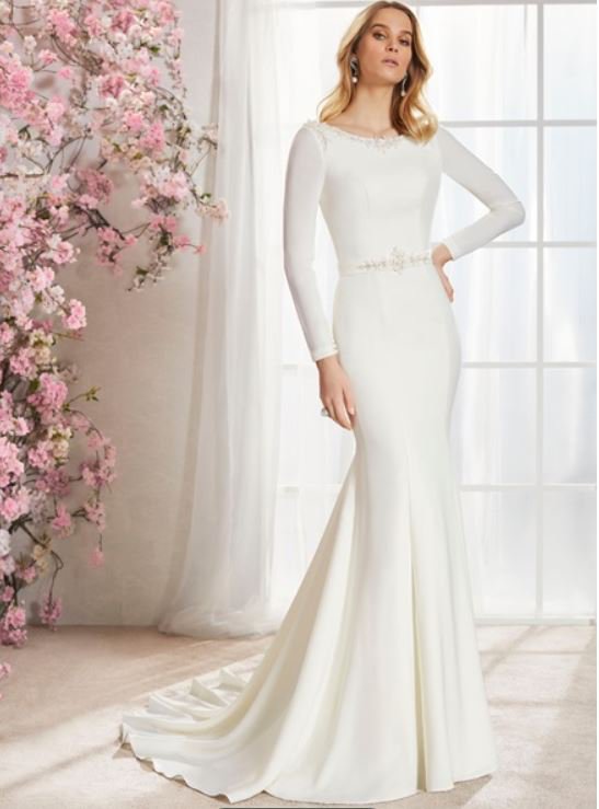 Bohemian wedding dress, simple long-sleeved open back applique satin ...