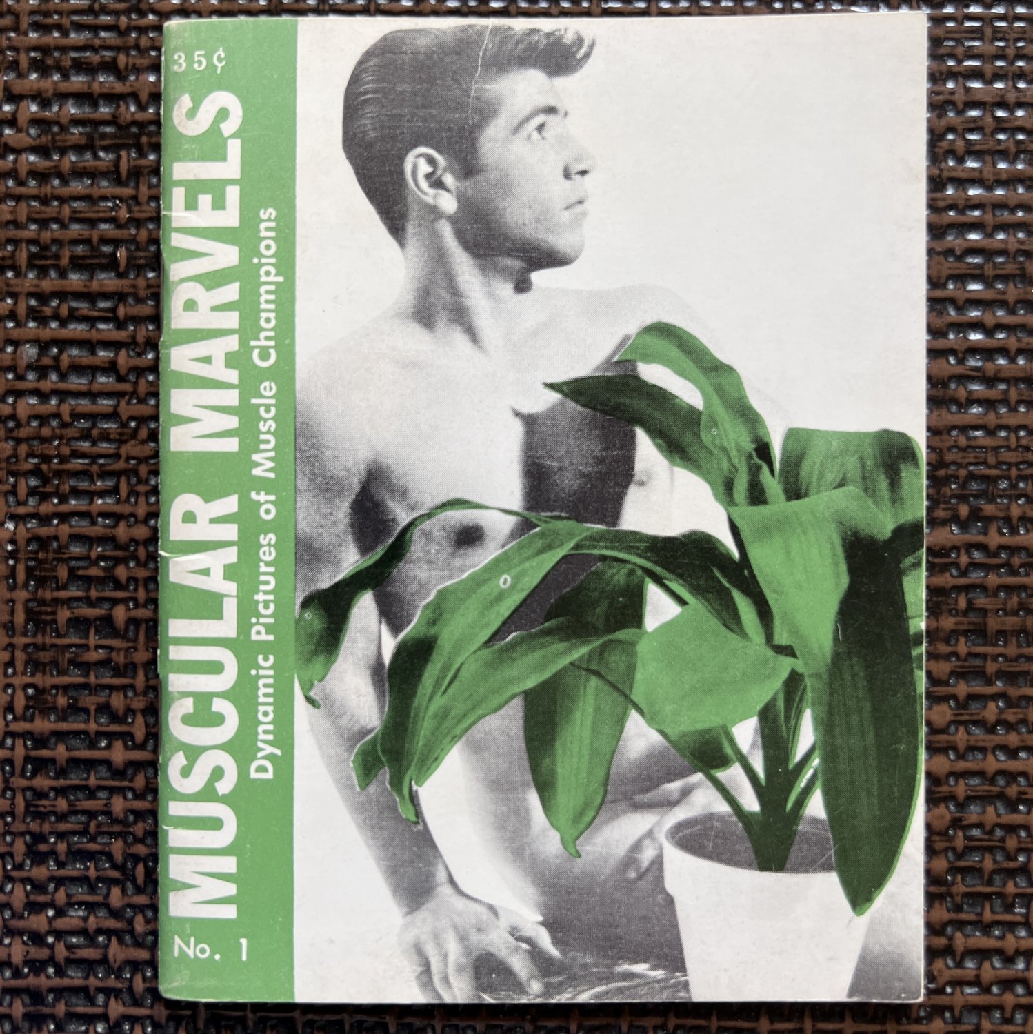 MUSCULAR MARVELS No.1 (1961) MUSCLE SCULPTURE Posing Strap Physique Photos Muscle Beefcake Male