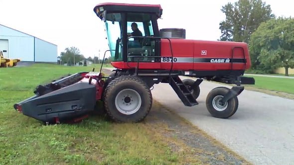 Case IH 8870 Windrower Tractor Operator&acirc;��s Manual 9-78774