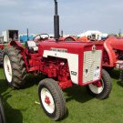 Case IH 434 Tractor Operator’s Manual 1080186R3