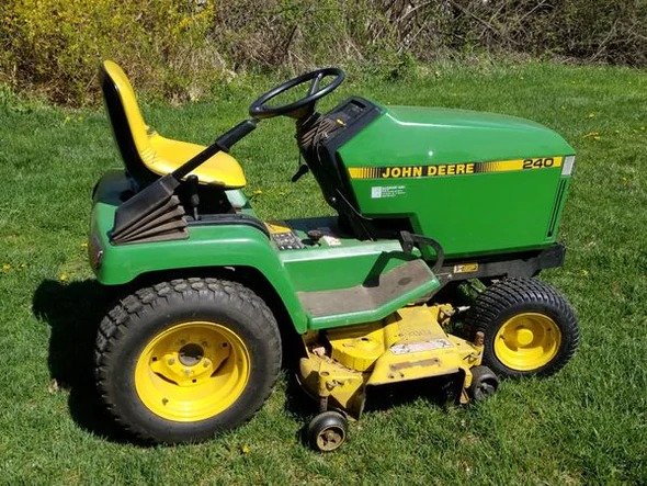 John Deere 240, 245, 260, 265, 285, 320 Lawn and Garden Tractor Manual ...