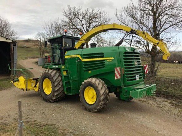 John Deere 7180, 7280, 7380, 7480, 7580, 7780, 7980 Forage Harvester Technical Manual TM404419