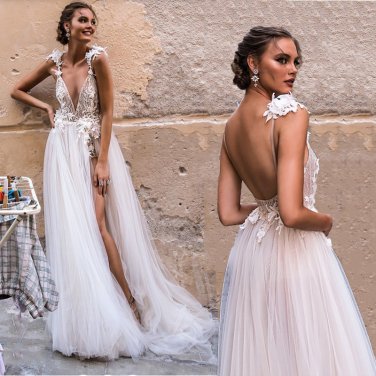 Spaghetti Straps Sexy Deep V-Neck Beach Bohemian Lace Wedding Dress