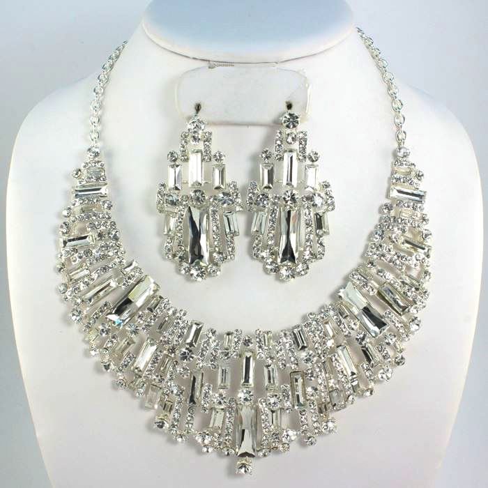 Huge Chunky Rhinestone Drag Queen Statement Bib Necklace Bridal Prom