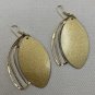 Leaf Shape Curved Veins Silver Shimmer Background #872