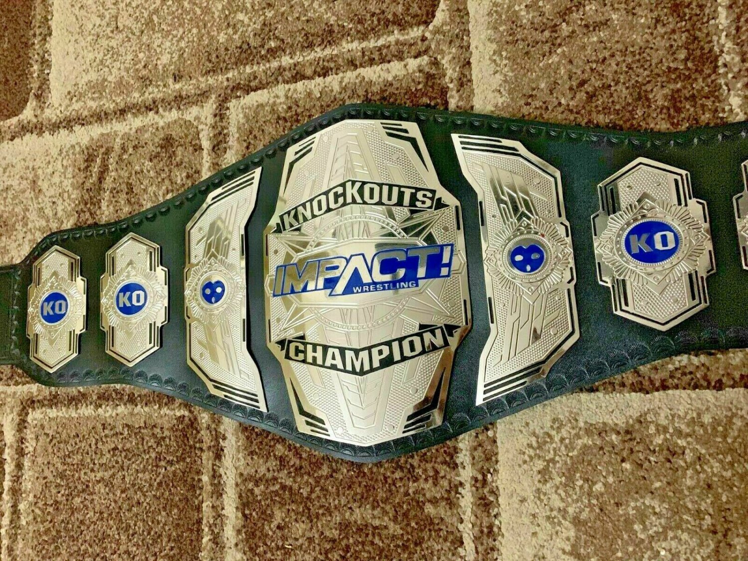 IMPACT KNOCKOUTS Championship Belt.Adult Size.