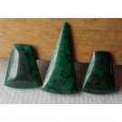 Malachite cabochon, keystone set
