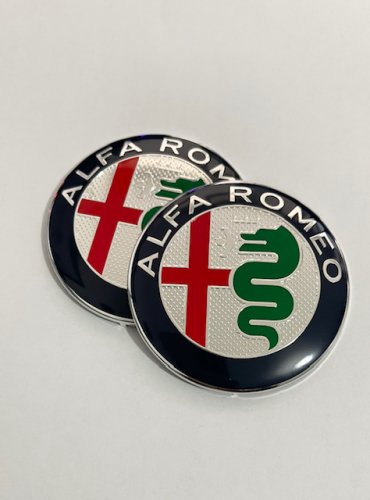 2Pcs 74mm Decal Front Boot Bonnet Badge Stickers Fits Alfa Romeo SILVER Emblem