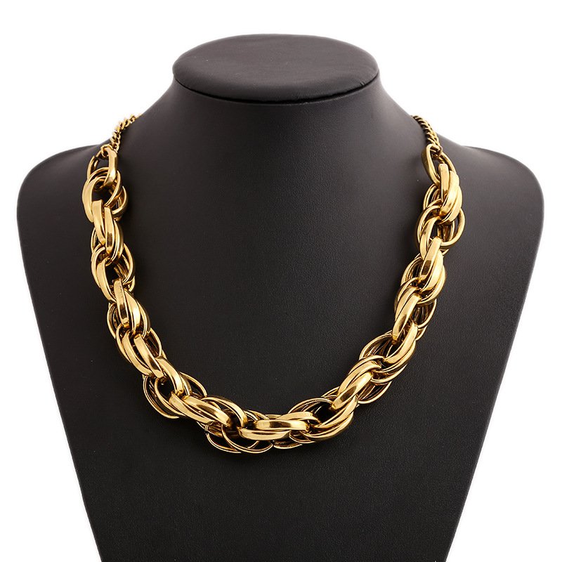 Big Retro Short Necklace