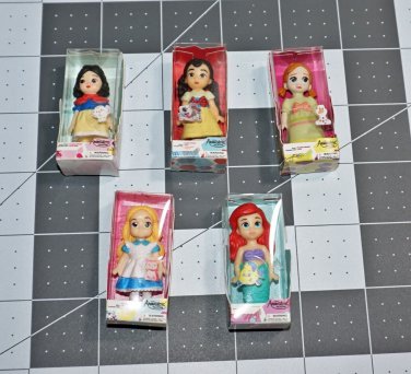 ZURU Mini Brands Disney Store Edition PRINCESS ANIMATORS COLLECTION Lot of 5