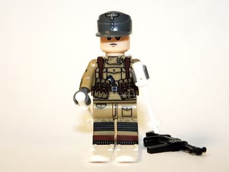 Gebirgsj&Atilde;&curren;ger with MP40 German WW2 Mountain Army Minifigure US Seller