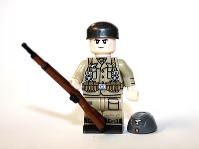 German Paratrooper WW2 Army Rifle Minifigure US Seller
