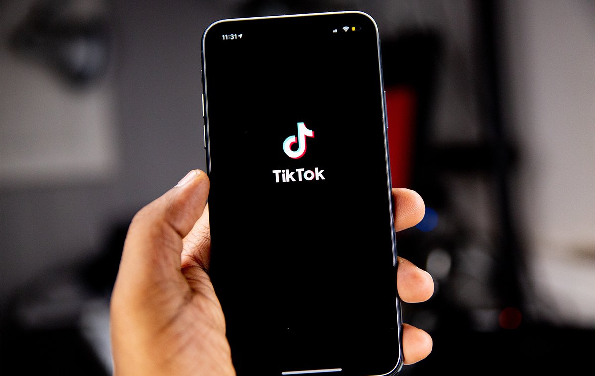Smartphone Tiktok Included