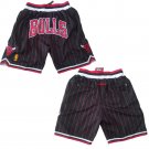 Men‘s Chicago Bulls Red Black Pinstripe Stitched Basketball Zipper Pockets Shorts