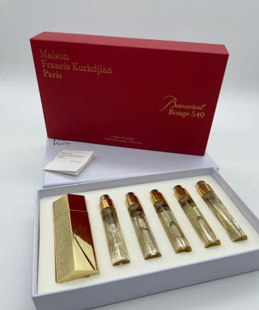 Travel Set Maison Francis Kurkdjian Baccarat Rouge 540 Extrait de Parfum, 5 x 11ml - 0.37 oz.