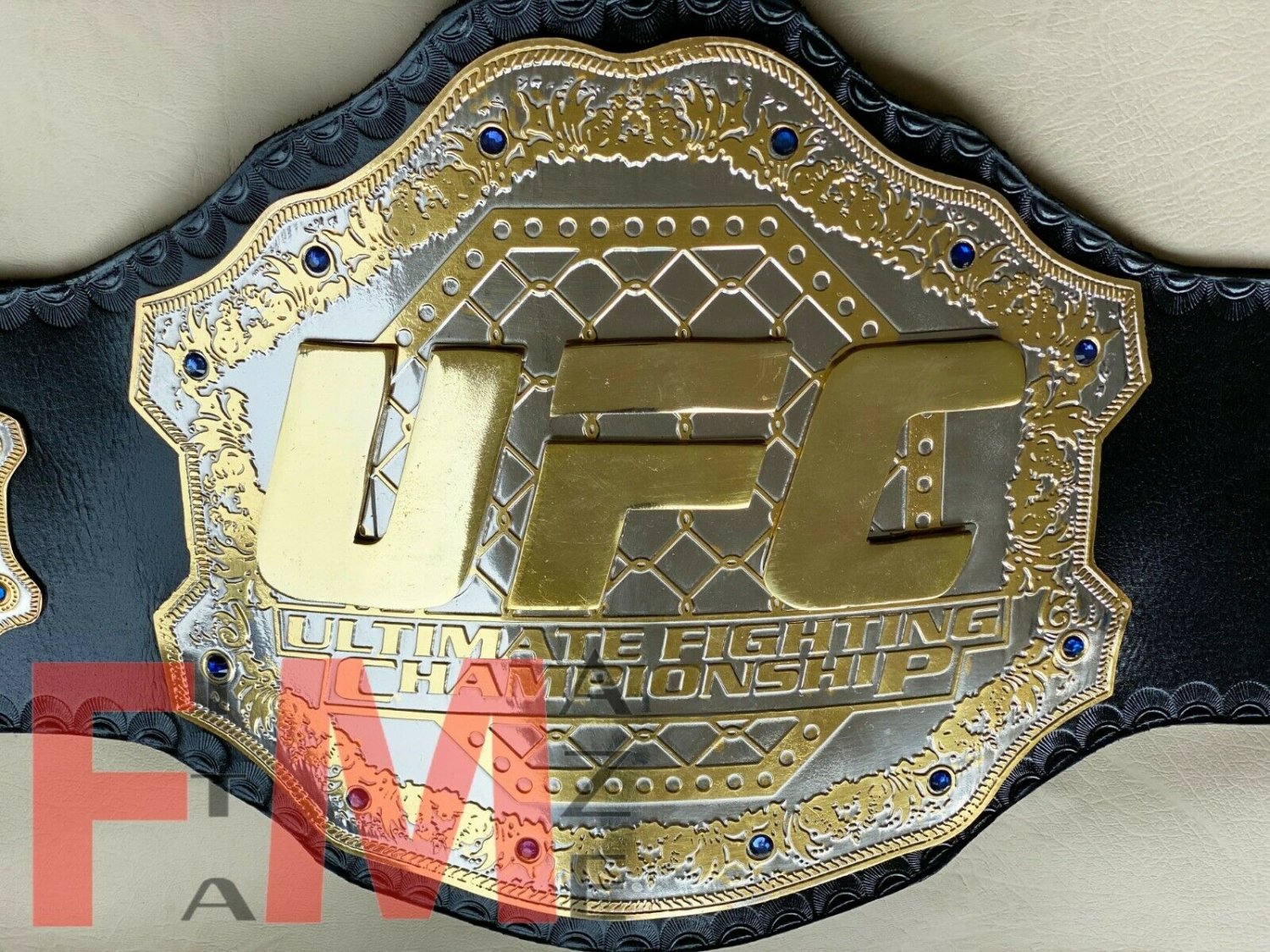 UFC Ultimate Fighting Championship Genuine Leather Strap Adult
