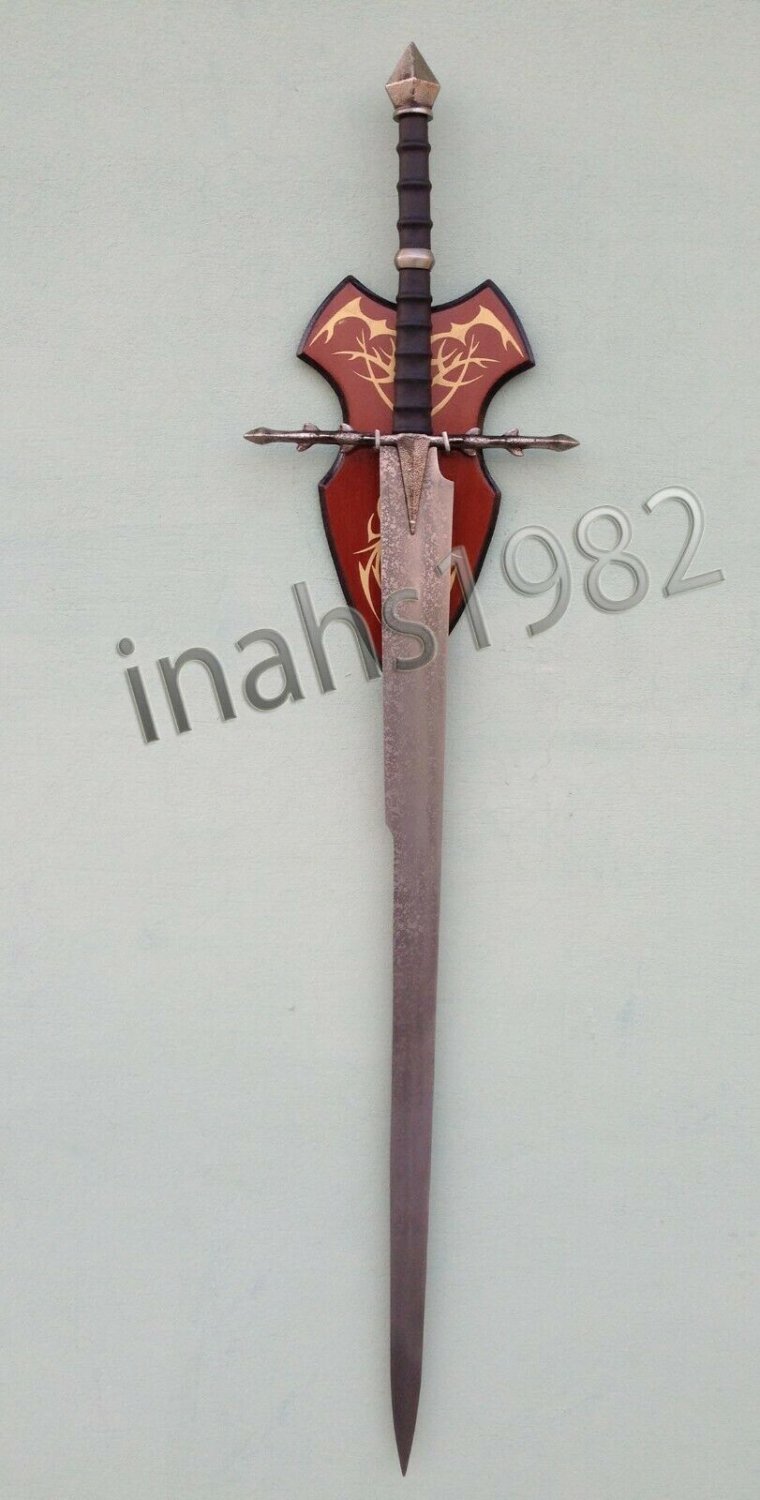 Ringwraith Swords from Lord of The Rings Comes Wooden Stand Ring Wraith
