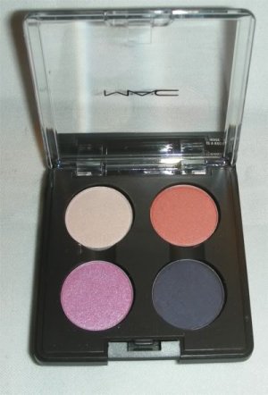 MAC Eyeshadow Quad *ROSE IS A ROSE* Palette Eye Shadow