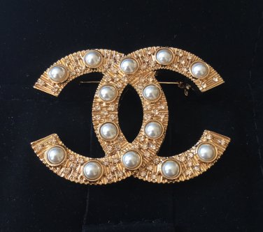 CHANEL Rose Gold Crystal Brooch PEARL SHINE Jewel 2014 Hallmark Authentic NIB