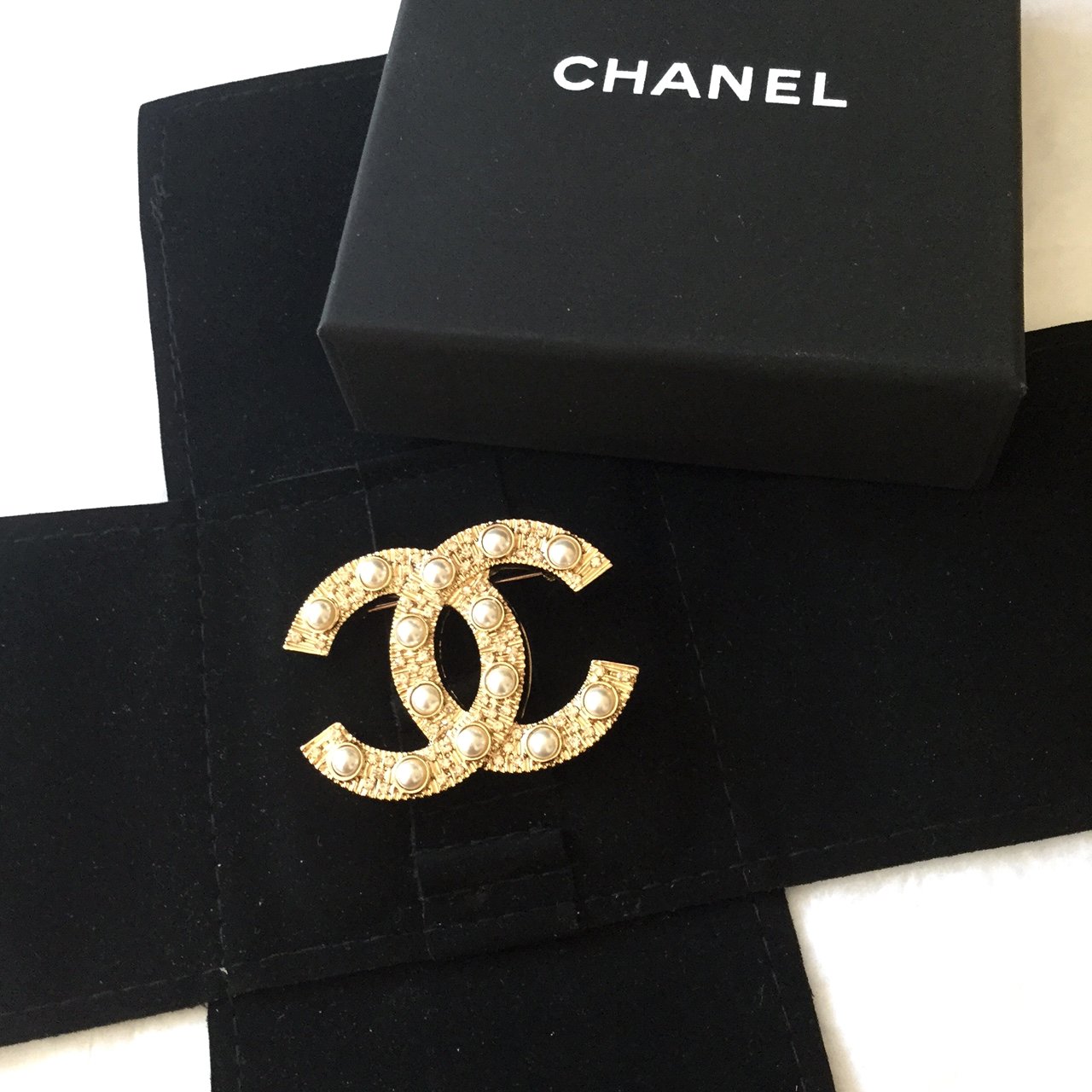 CHANEL Rose Gold Crystal Brooch PEARL SHINE Jewel 2014 Hallmark ...