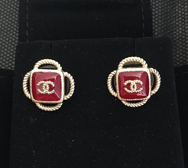 CHANEL Vintage Gold Stud Earrings Red Enamel CC Retro Jewel Authentic NIB
