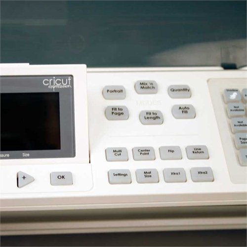 Cricut Expression Die Cut Machine Only NO Cartridges Included!