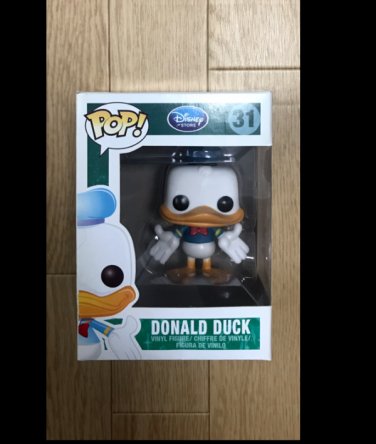 Disney Donald Duck #31 Funko Pop! Collection Toy + Protector Nice Gift