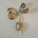 Damascene Signed Spain Brooch/Pin on Gold Tone faux pearl