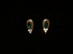 Coro screwback gold-tone green clear rhinestone earrings