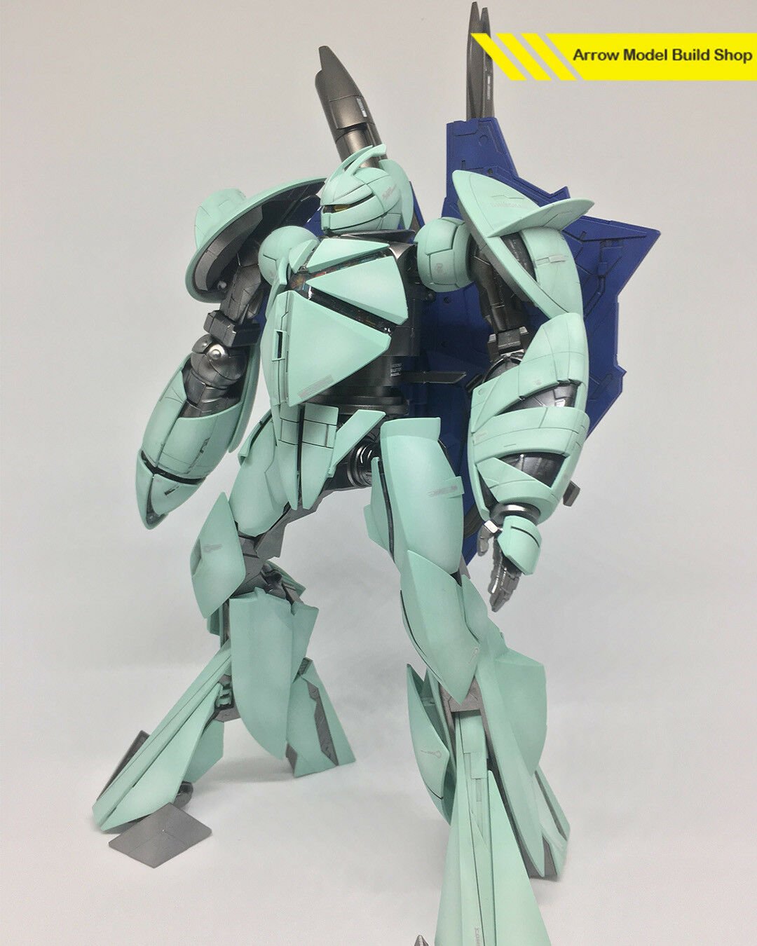 ArrowModelBuild Turn X w/ Butterfly Kit MG Built & Painted MG 1/100 Model Kit