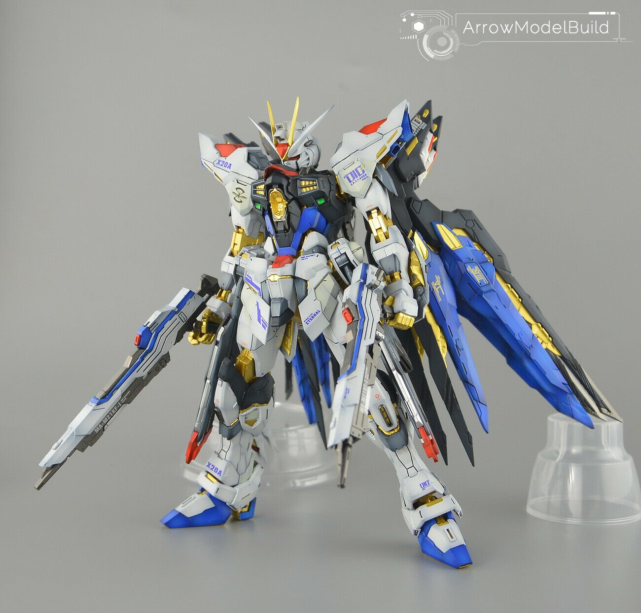 ArrowModelBuild Strike Freedom Gundam Built & Painted MG 1/100 Model Kit