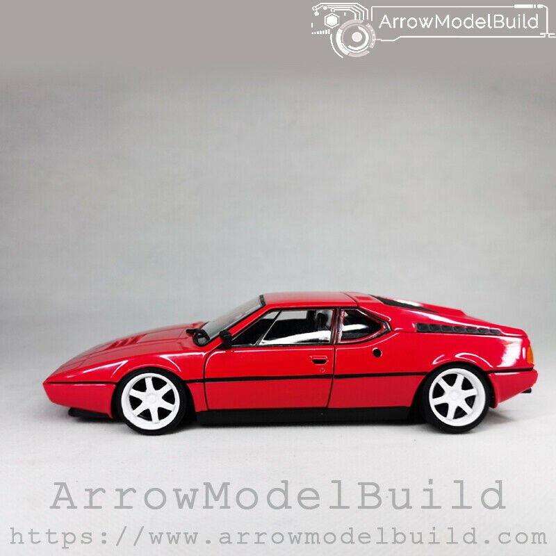 ArrowModelBuild BMW M1 (Red) Low Profile Ver. Built & Painted 1/24 Model Kit