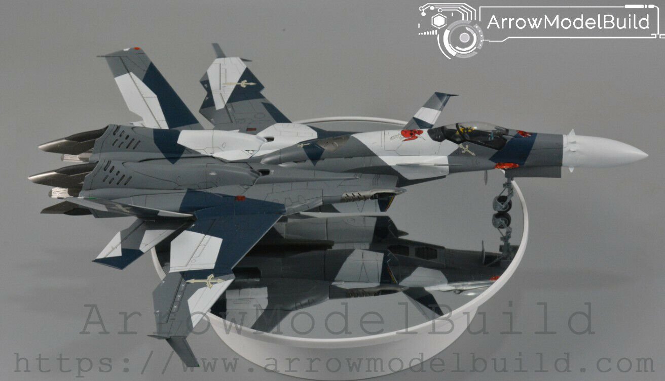 ArrowModelBuild Macross SV-51 Built and Painted 1/72 Model Kit