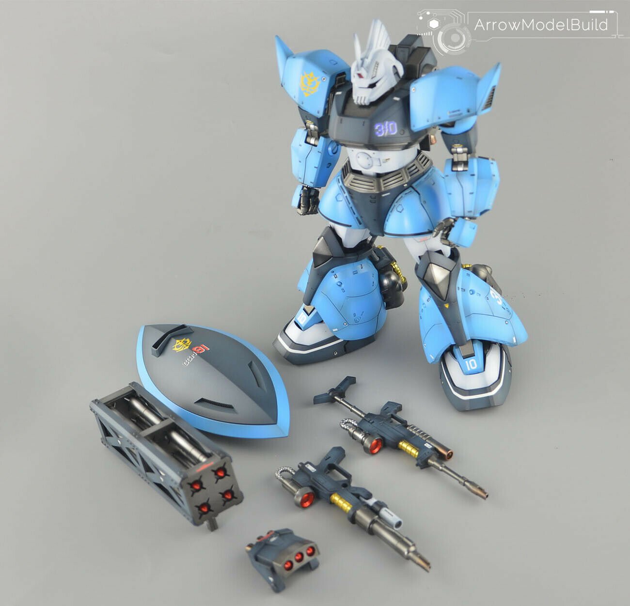 ArrowModelBuild UMA Lightning's Gelgoog hight Mobility Built & Painted Model Kit