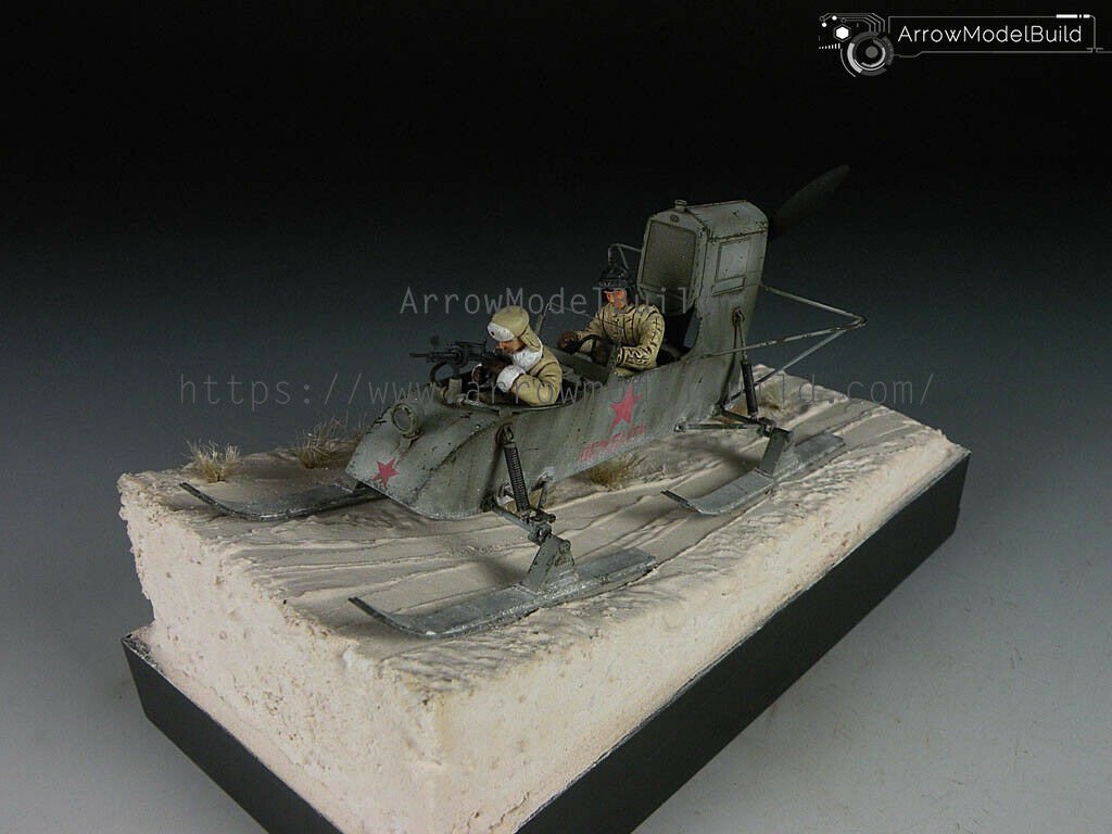 ArrowModelBuild RF.8 GAZ.98 Snowmobile Military Built & Painted 1/35 Model Kit