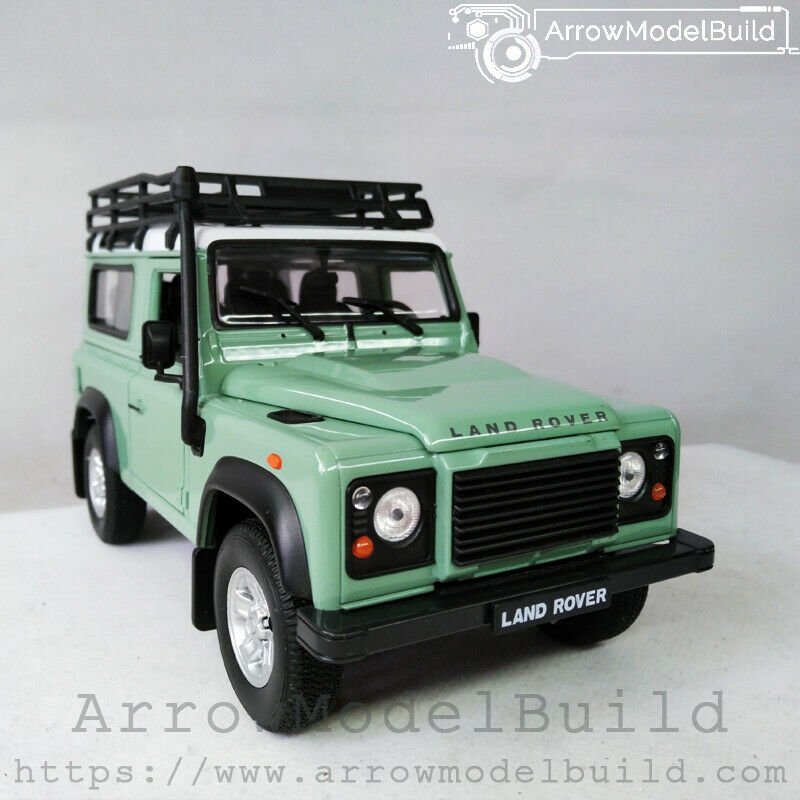 ArrowModelBuild Land Rover (Jade Green) W/ Rack Build & Painted 1/24 Model Kit