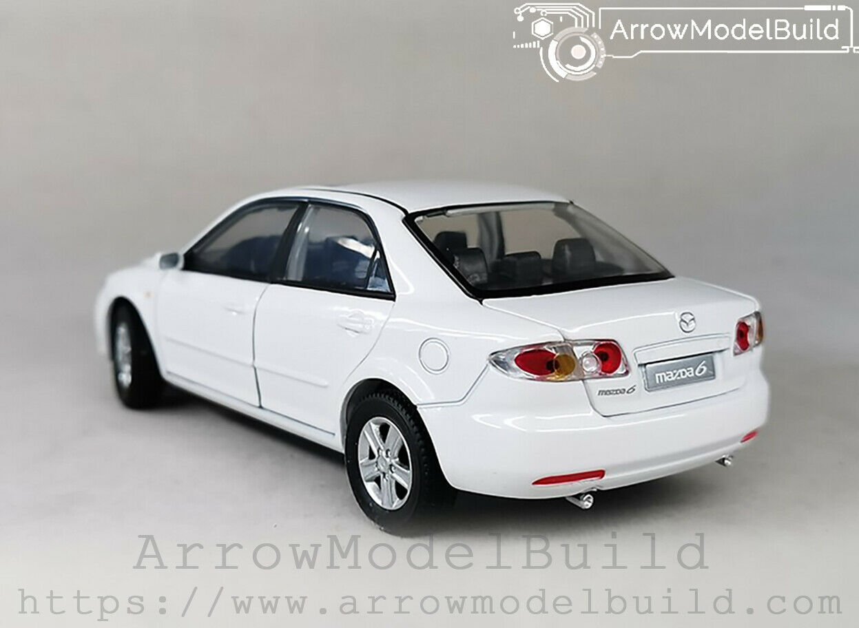ArrowModelBuild Mazda 6 (Bright White) Built & Painted 1/32 Model Kit