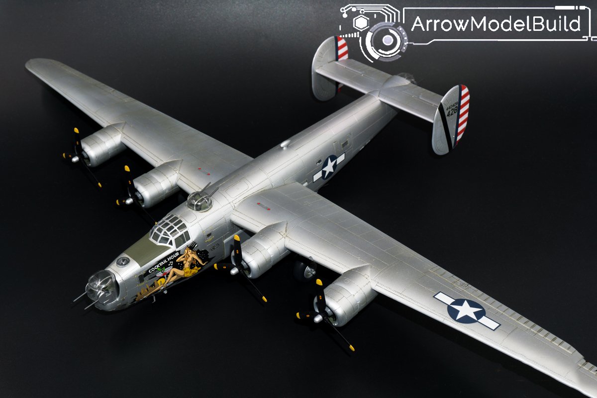 ArrowModelBuild B24 B-24J Liberator Bomber Built and Painted 1/72 Model Kit