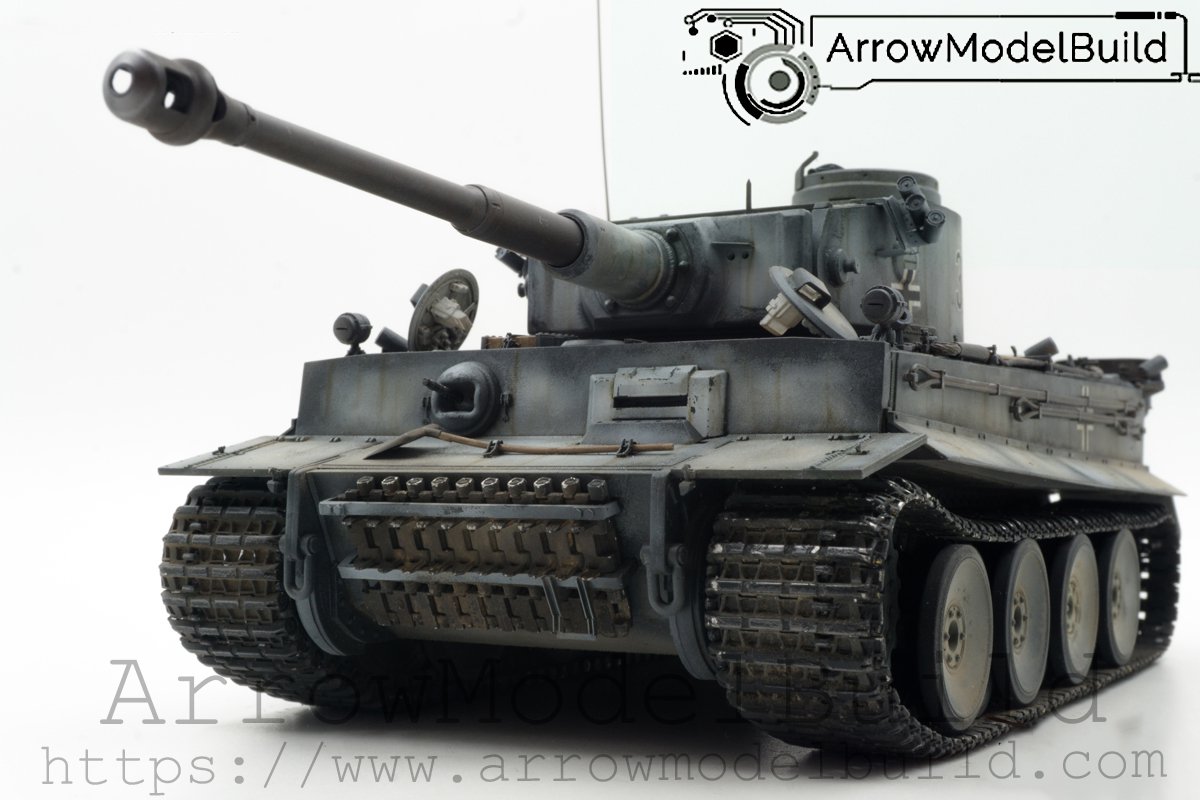 ArrowModelBuild Full-Interior Tiger Tank Built & Painted 1/35 Model Kit