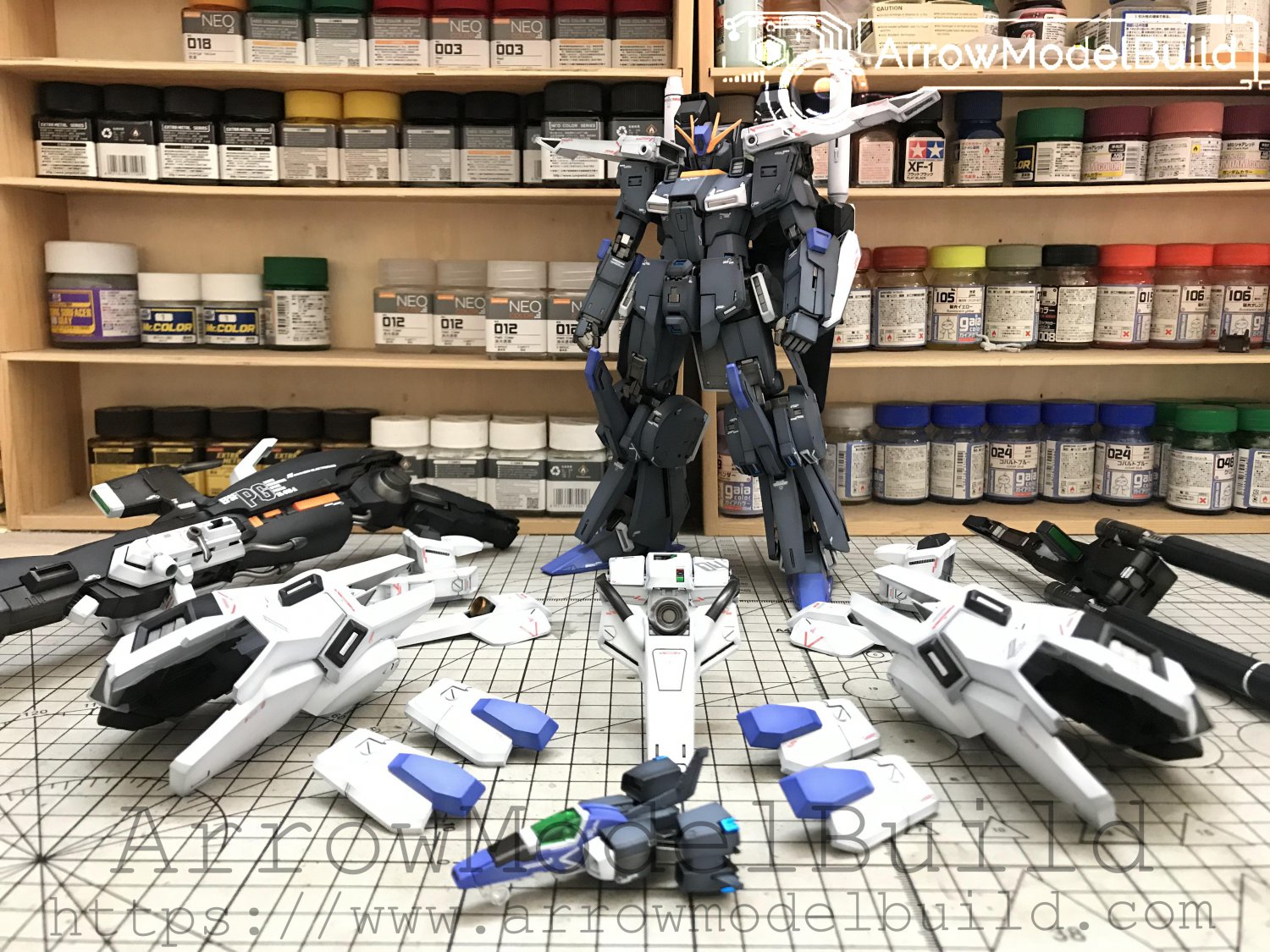 ArrowModelBuild FAZZ Gundam Built & Painted 1/100 Model Kit